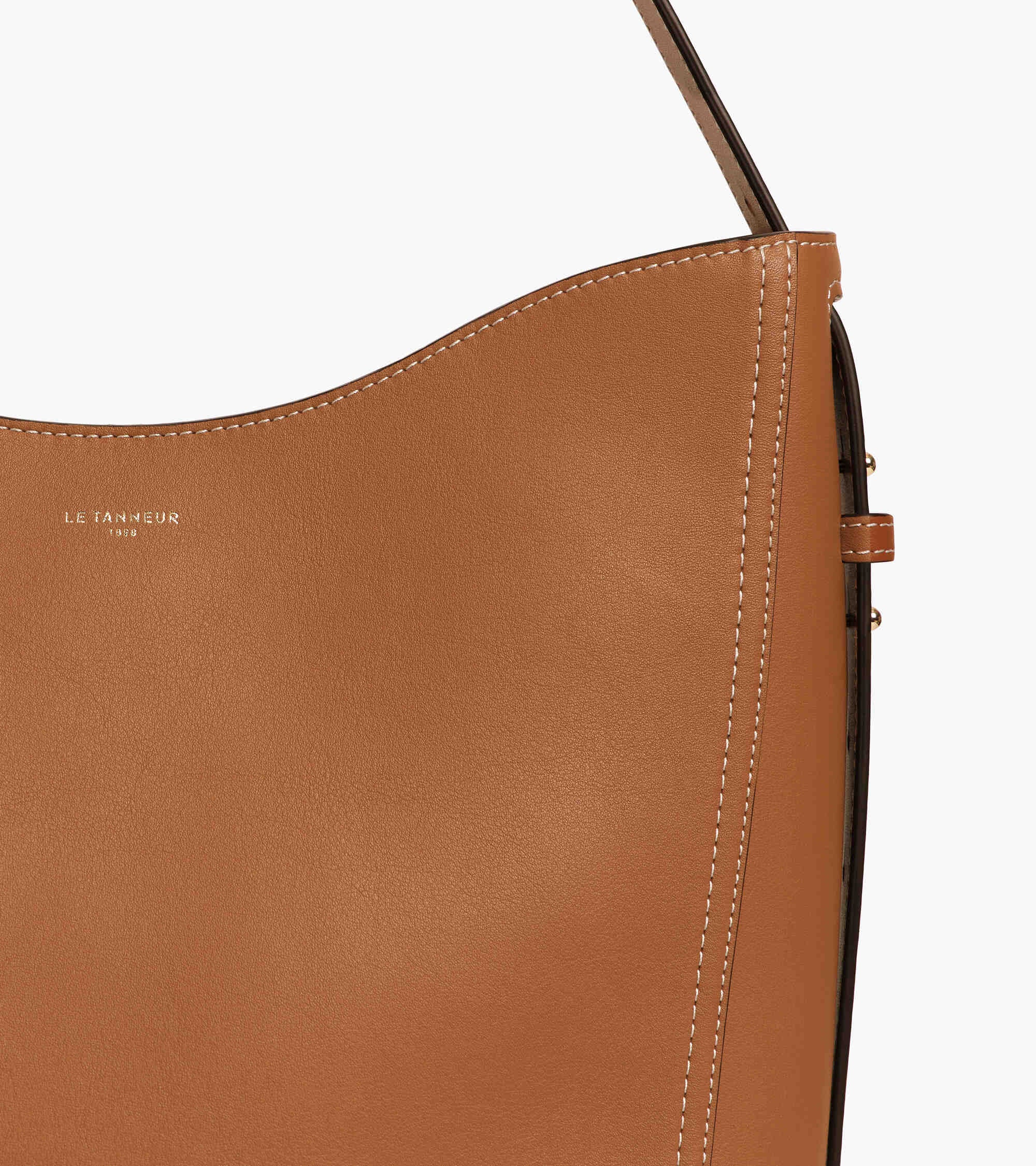 Céleste medium hobo bag in smooth leather