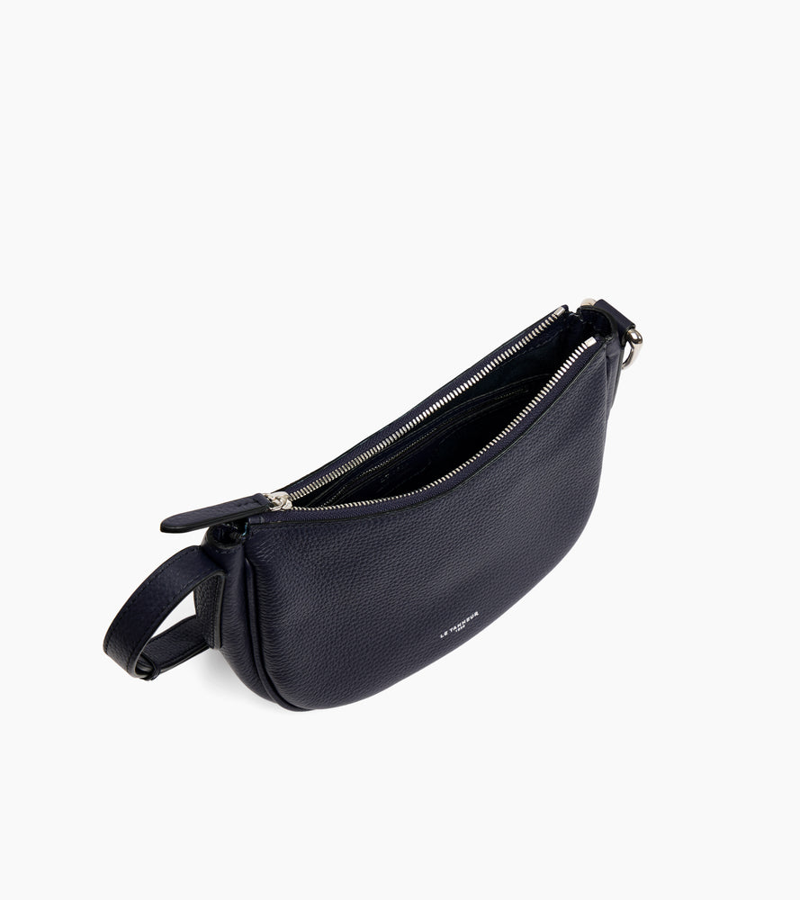 Petit sac bandoulière Madeleine en cuir de taurillon grainé